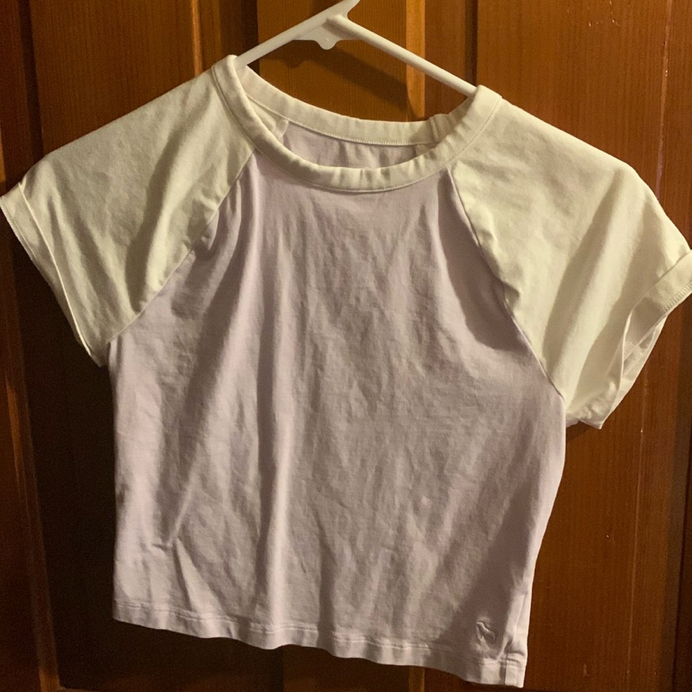 victoria's secret/ PINK baby tee